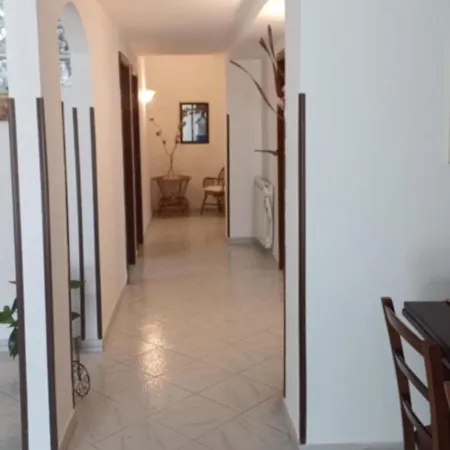 Sisters Apartman Vatolla